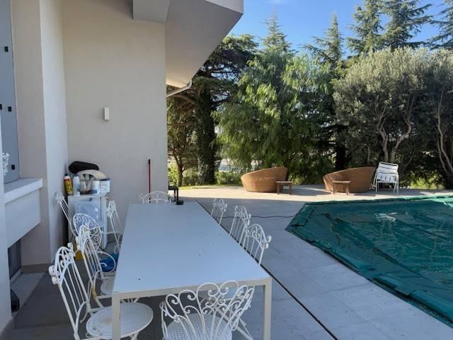 Villa Indipendente in vendita a Rivoli Veronese, Veneto