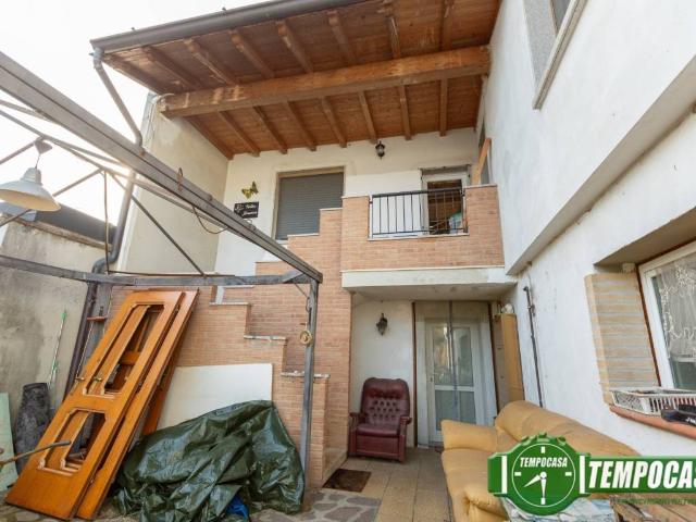 Appartamento in vendita a Rivolta D'adda, Lombardia