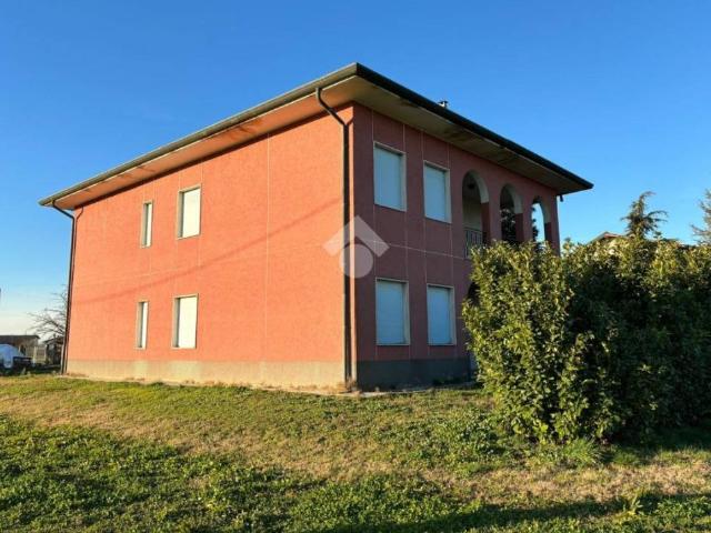 Villa Indipendente in vendita a Rivolta D'adda, Lombardia