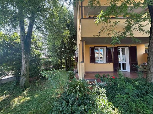 Villa Indipendente in vendita a Rivolta D'adda, Lombardia