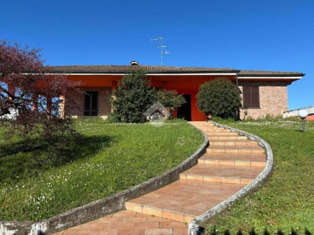 Villa Indipendente in vendita a Rivolta D'adda, Lombardia