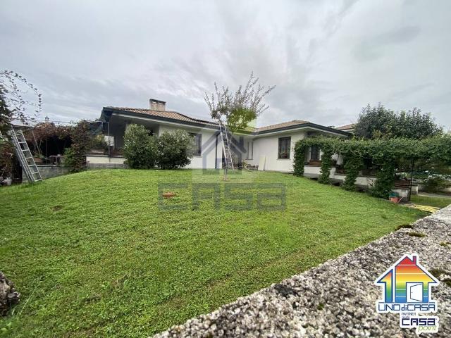 Villa Indipendente in vendita a Rivolta D'adda, Lombardia