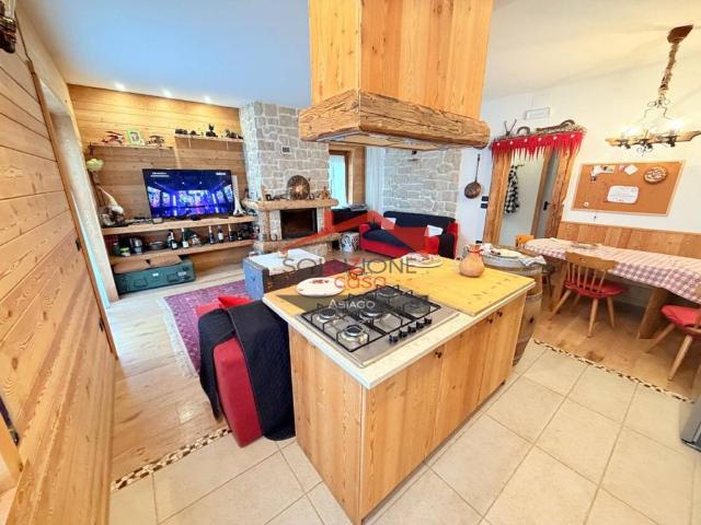 Villa Indipendente in vendita a Canove, Canove Di Roana