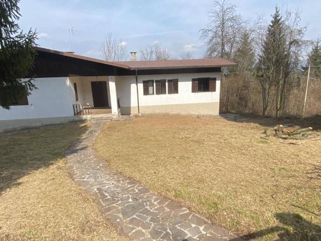 Villa Indipendente in vendita a Canove Di Roana, Veneto