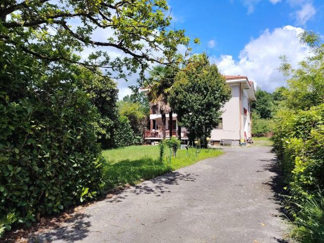 Villa Indipendente in vendita a Piemonte, Vercelli