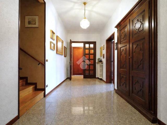 Villa Indipendente in vendita a Piemonte, Vercelli