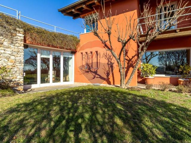 Villa Indipendente in vendita a Piemonte, Vercelli