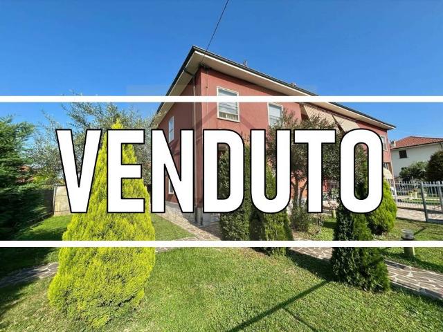 Villa Indipendente in vendita a Robbiate, Lombardia