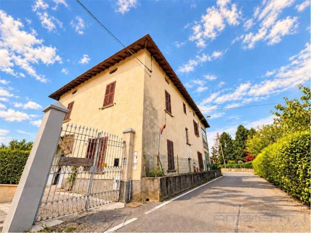 Villa Indipendente in vendita a Robbiate, Lecco