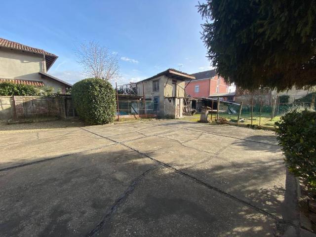 Villa Indipendente in vendita a Robbio, Lombardia