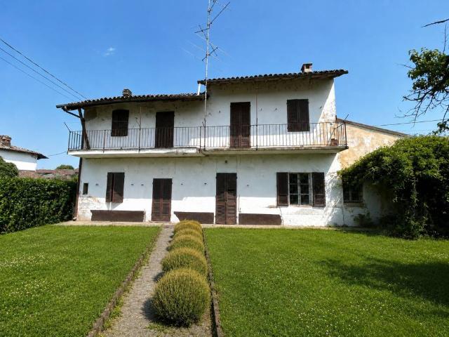 Villa Indipendente in vendita a Robbio, Lombardia
