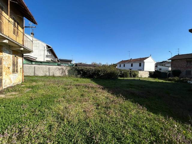 Villa Indipendente in vendita a Robbio, Lombardia