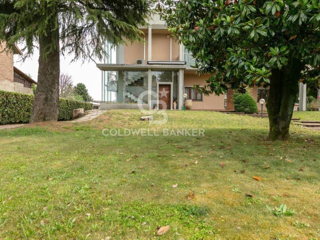 Villa Indipendente in vendita a Robecchetto, Robecchetto Con Induno
