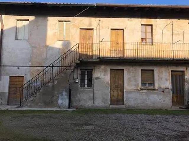 Villa Indipendente in vendita a Robecchetto, Robecchetto Con Induno