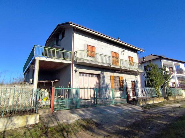 Villa Indipendente in vendita a Piemonte, Asti
