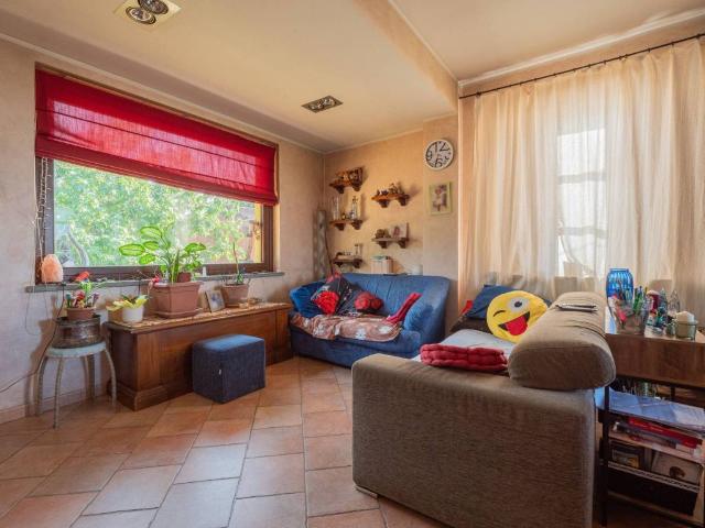 Villa Indipendente in vendita a Piemonte, Asti