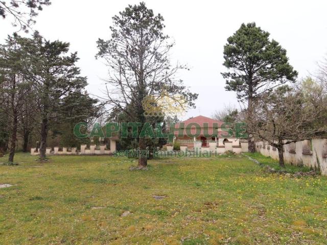 Villa Indipendente in vendita a Rocca D'evandro, Campania