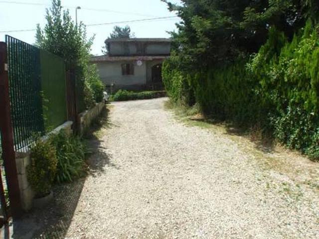 Villa Schiera in vendita a Rocca Di Botte, Abruzzo