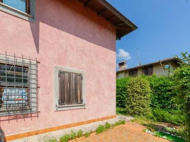 Villa Indipendente in vendita a Rocca Di Botte, Abruzzo