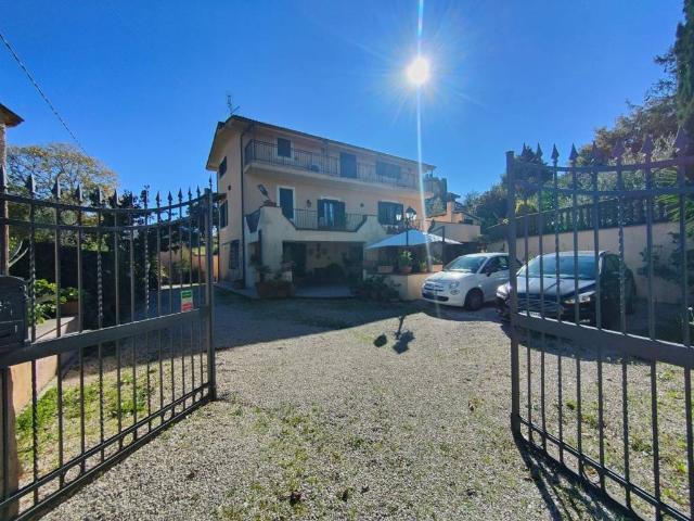 Villa Indipendente in vendita a Roma Capitale, Lazio