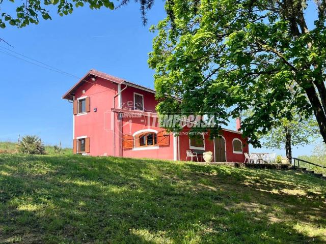 Villa Indipendente in vendita a Piemonte, Alessandria