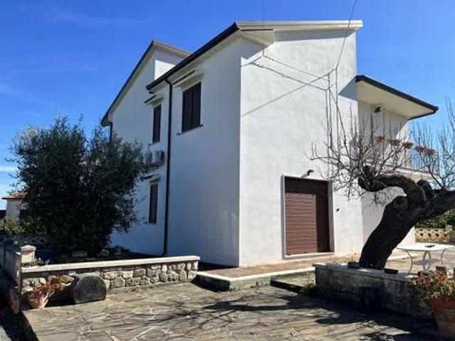 Villa Indipendente in vendita a Calabria, Cosenza