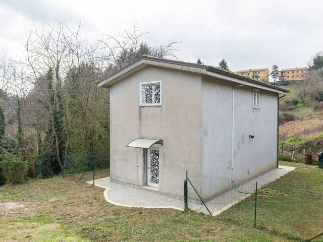 Villa Indipendente in vendita a Roma Capitale, Lazio