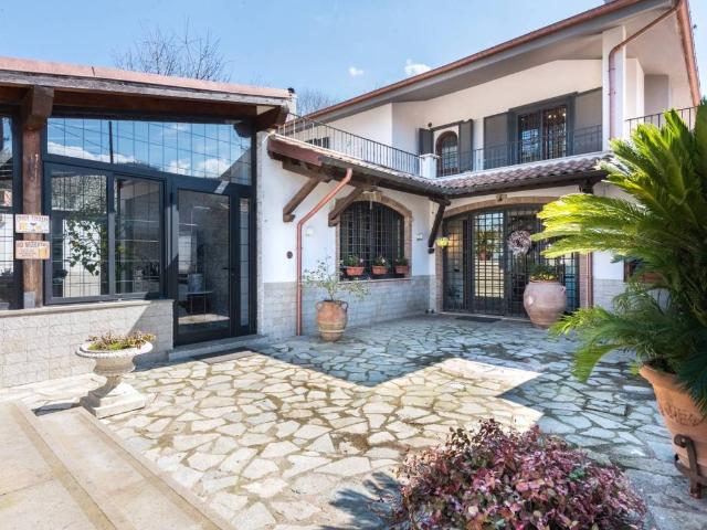 Villa Indipendente in vendita a Roma Capitale, Lazio