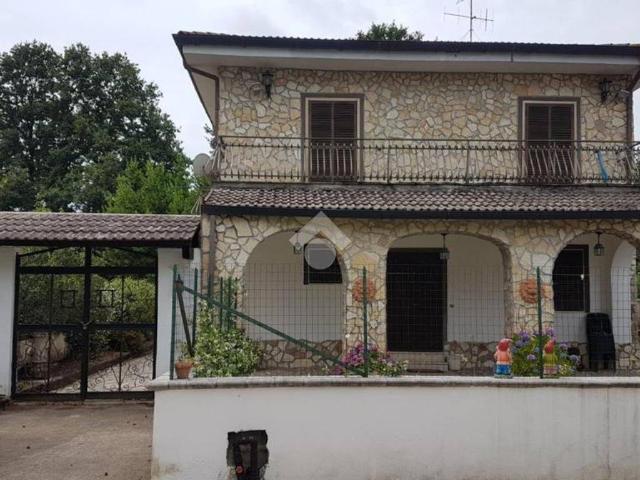Villa Indipendente in vendita a Roma Capitale, Lazio