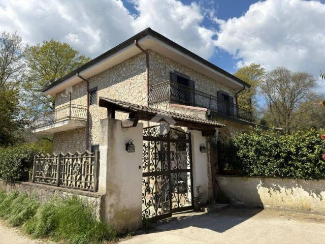 Villa Indipendente in vendita a Roma Capitale, Lazio