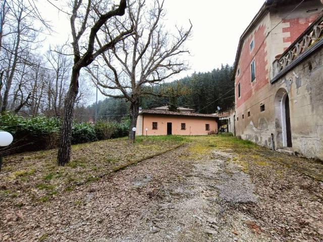 Villa Indipendente in vendita a Unione di Comuni della Romagna Forlivese, Rocca San Casciano