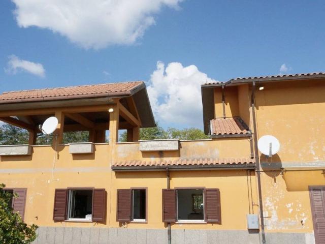 Villa Indipendente in vendita a Rocca Sinibalda, Lazio
