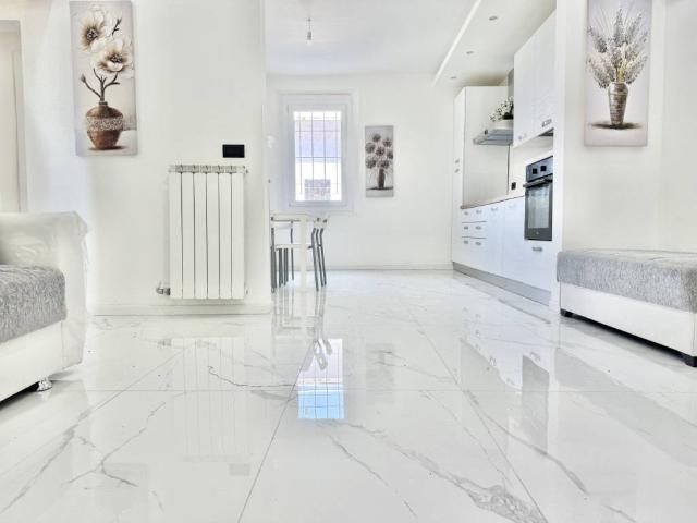 Villa Indipendente in vendita a Roccabianca, Reggio Emilia