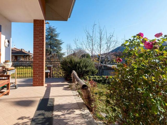 Villa Indipendente in vendita a Piemonte, Cuneo