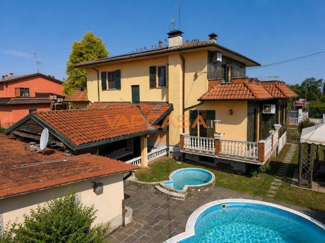 Villa Indipendente in vendita a Roccafranca, Brescia