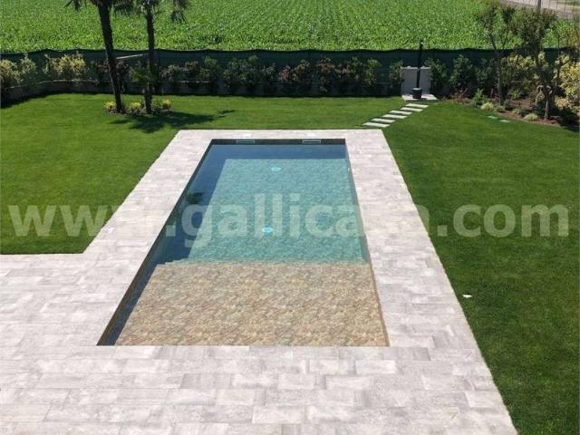 Villa Indipendente in vendita a Roccafranca, Lombardia