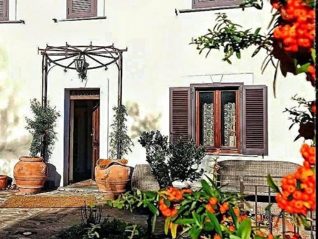 Villa Indipendente in vendita a Roccamonfina, Campania