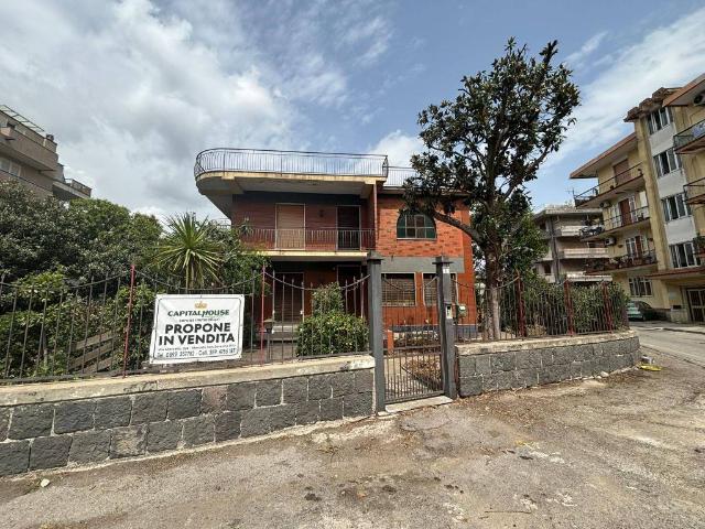 Villa Indipendente in vendita a Roccapiemonte, Campania