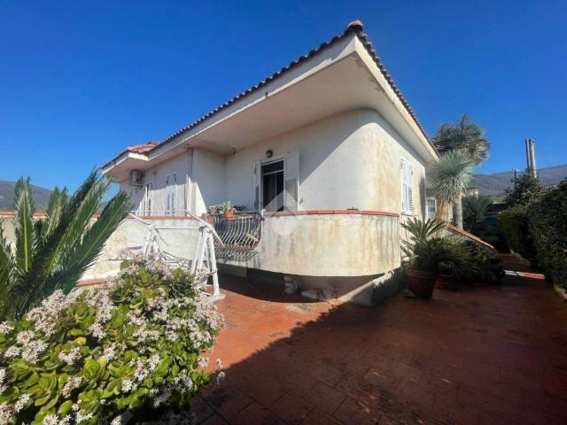 Villa Indipendente in vendita a Roccarainola, Campania