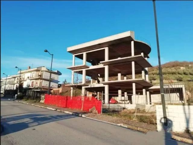 Villa Indipendente in vendita a Roccascalegna, Abruzzo