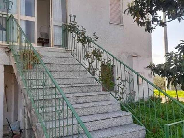 Villa Indipendente in vendita a Roccaspinalveti, Abruzzo
