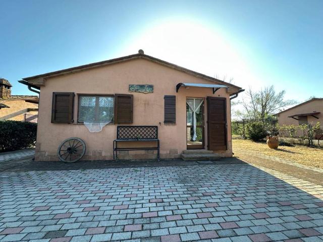 Villa Indipendente in vendita a Roccastrada, Toscana