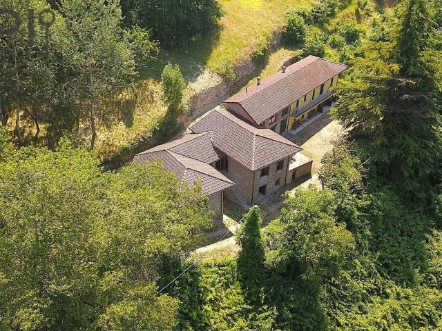 Villa Indipendente in vendita a Piemonte, Asti