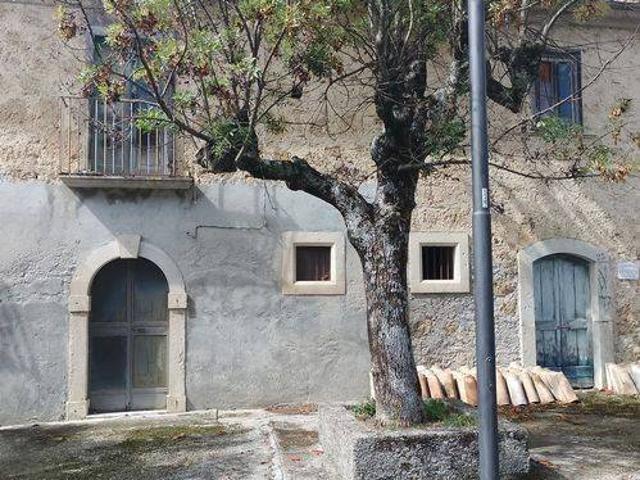Villa Indipendente in vendita a Rocchetta A Volturno, Molise