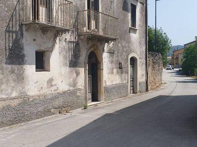 Villa Indipendente in vendita a Rocchetta A Volturno, Molise