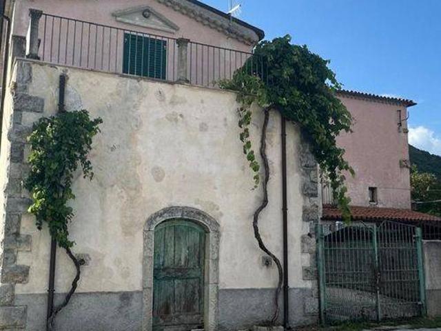 Villa Indipendente in vendita a Rocchetta A Volturno, Molise