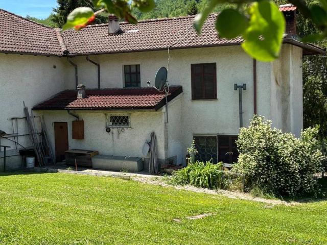 Villa Indipendente in vendita a Piemonte, Alessandria