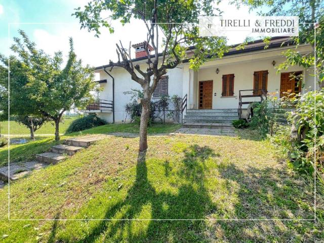 Villa Indipendente in vendita a Rodengo, Rodengo Saiano