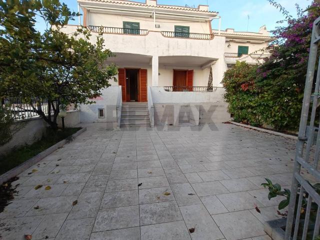 Villa Indipendente in vendita a Puglia, Foggia