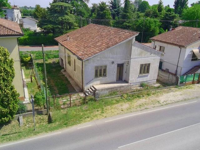 Villa Indipendente in vendita a Rodigo, Lombardia